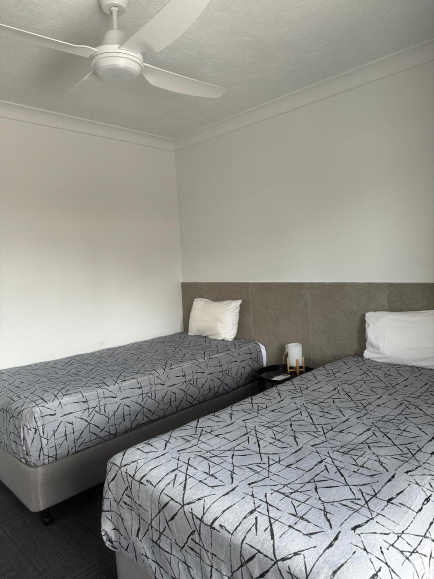 Longreach Motor Inn Buitenkant foto