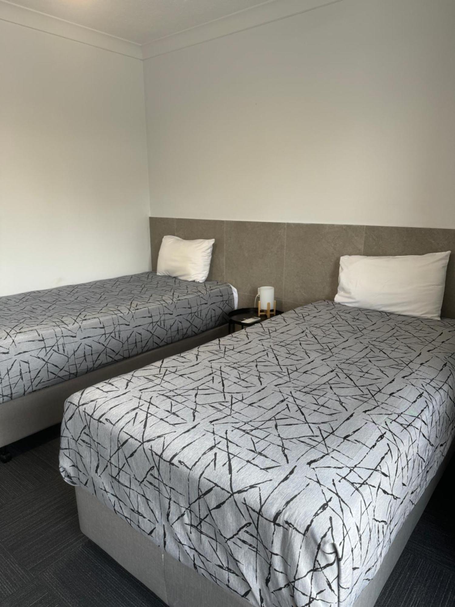 Longreach Motor Inn Buitenkant foto