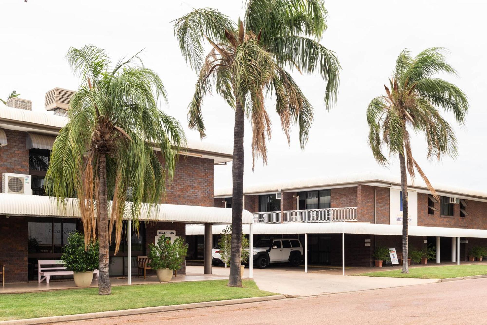Longreach Motor Inn Buitenkant foto