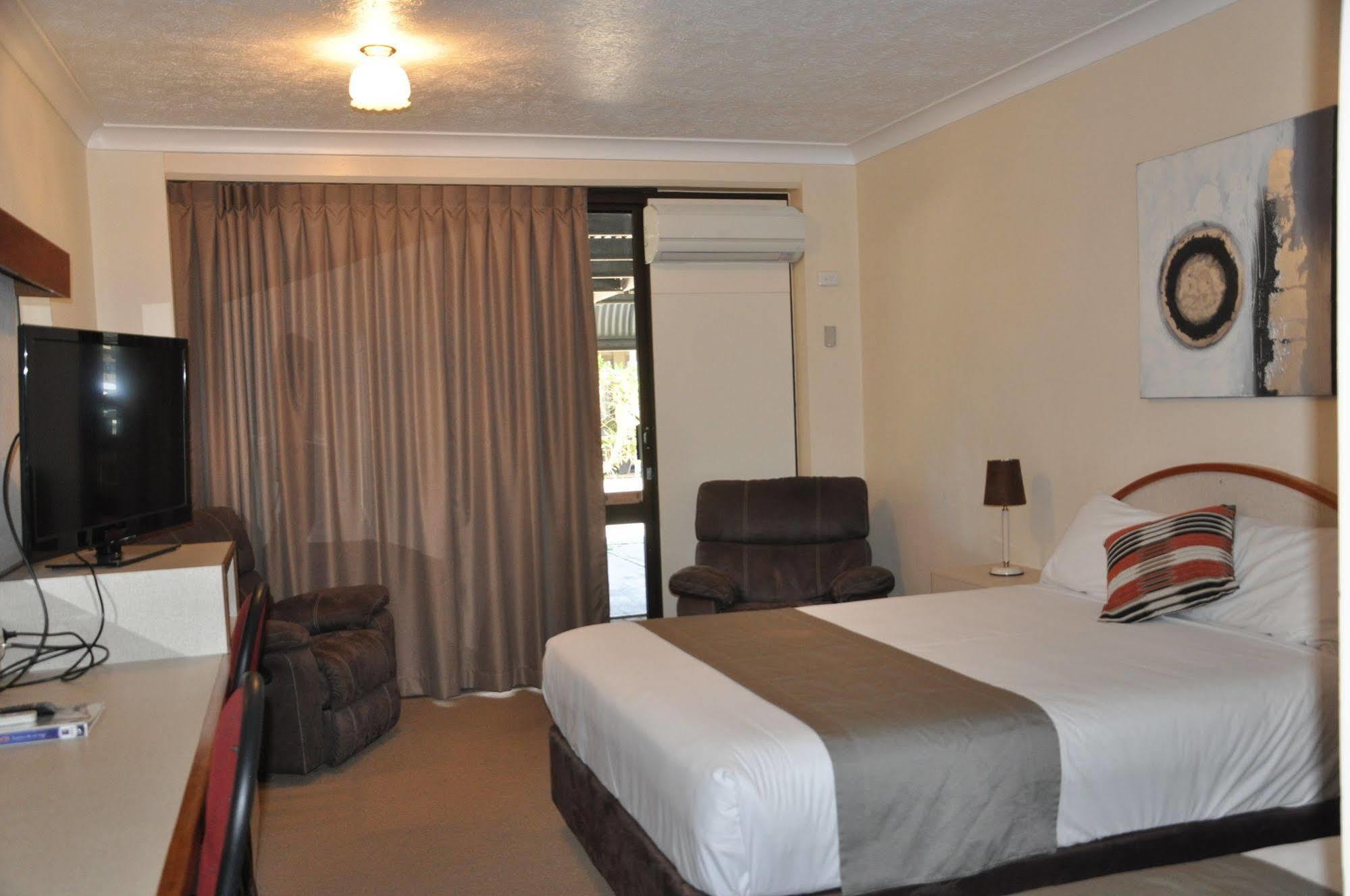 Longreach Motor Inn Buitenkant foto